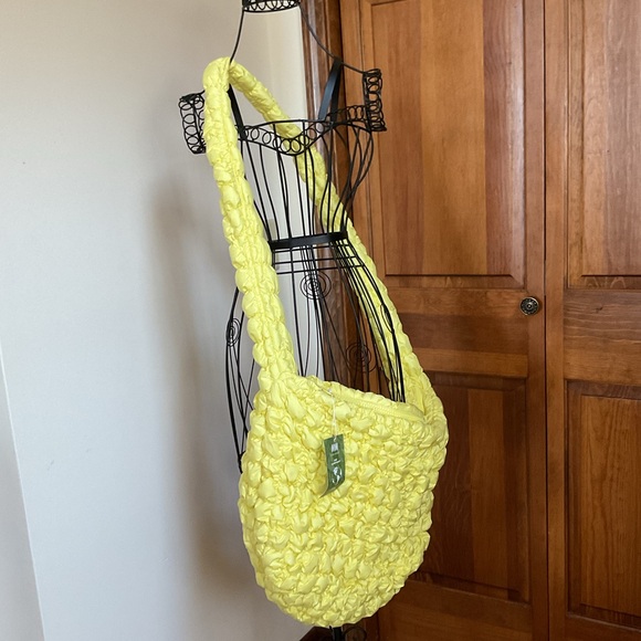 MW Most Wanted, Yellow Quilted cross body Bag - Picture 2 of 7